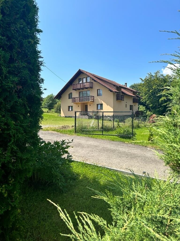 Camere de închiriat Casa la Pădure