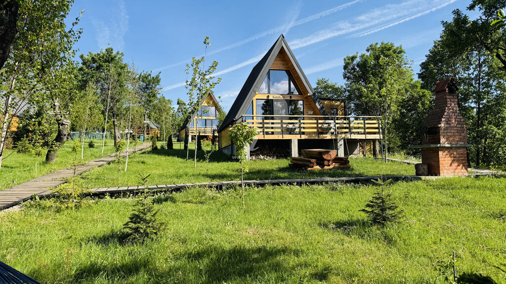 IezerVenture Cabins