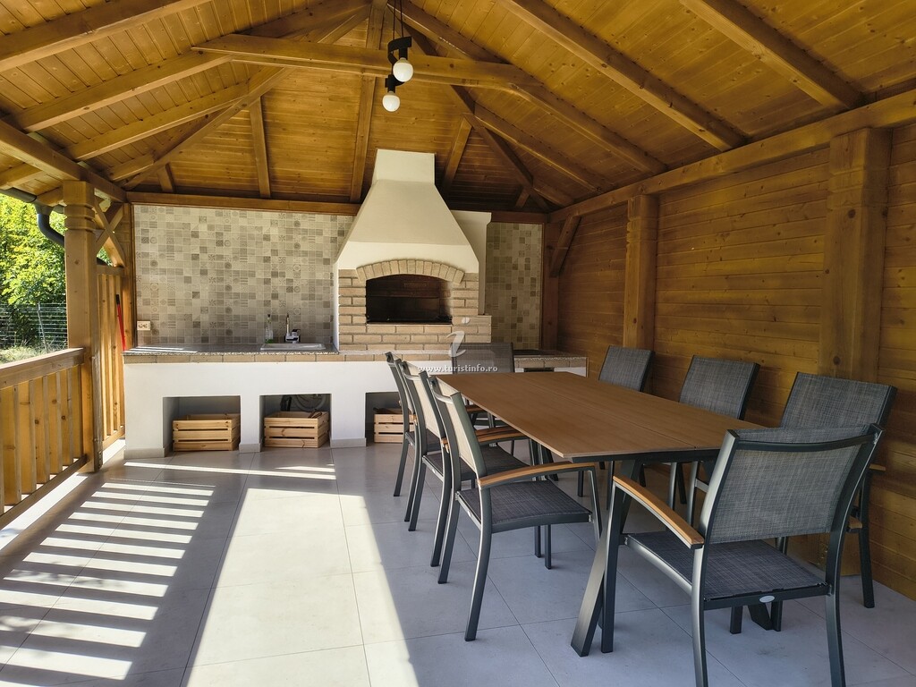 Casa de vacanță Chris Home
