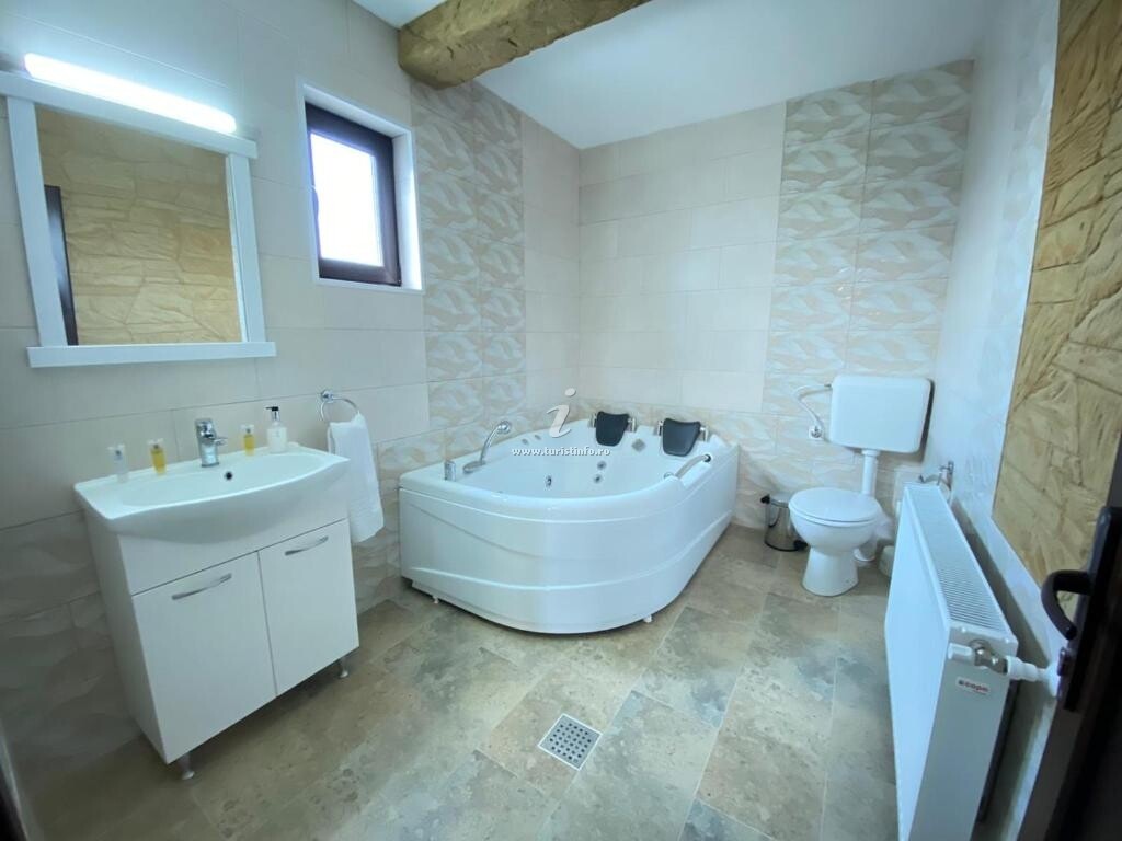 Camere de închiriat Casa Polen