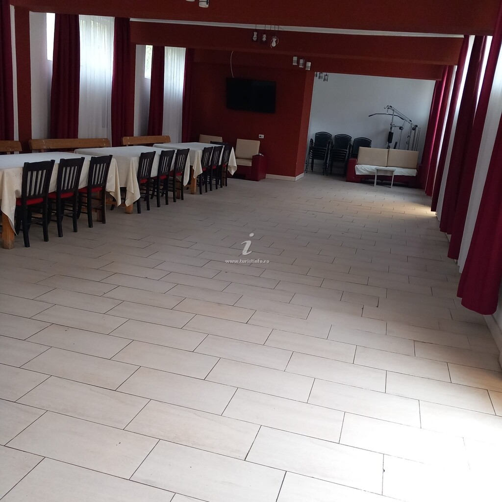 Camere de închiriat Nisiva