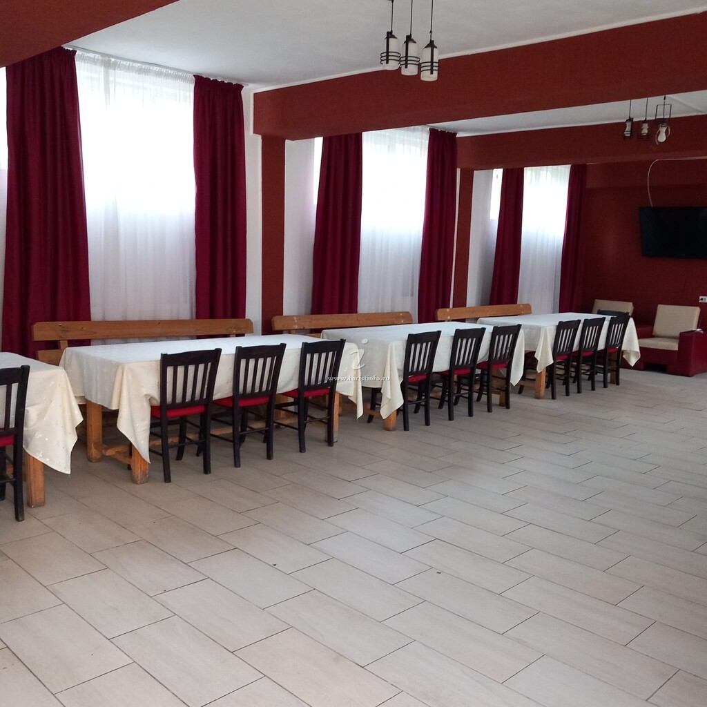 Camere de închiriat Nisiva