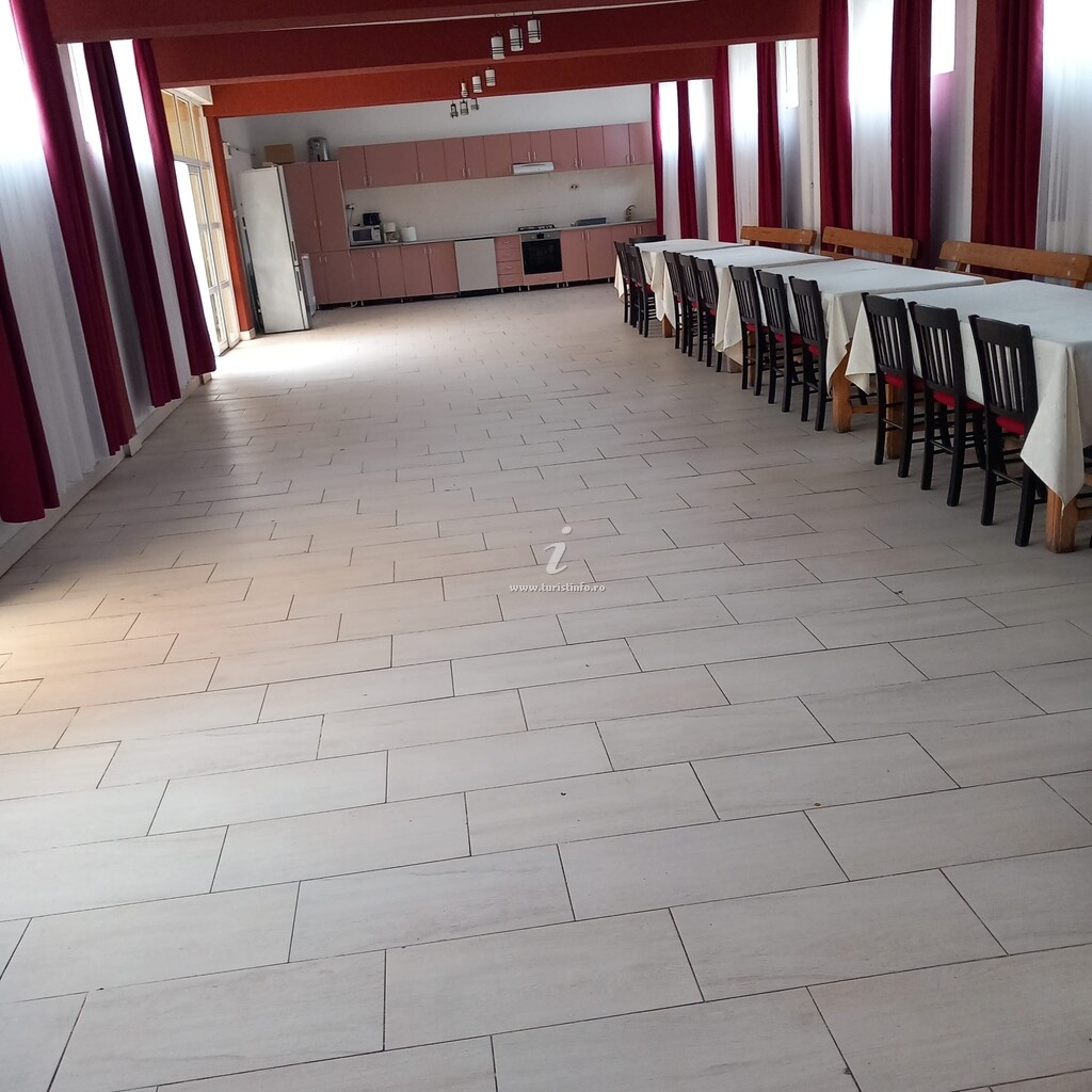 Camere de închiriat Nisiva