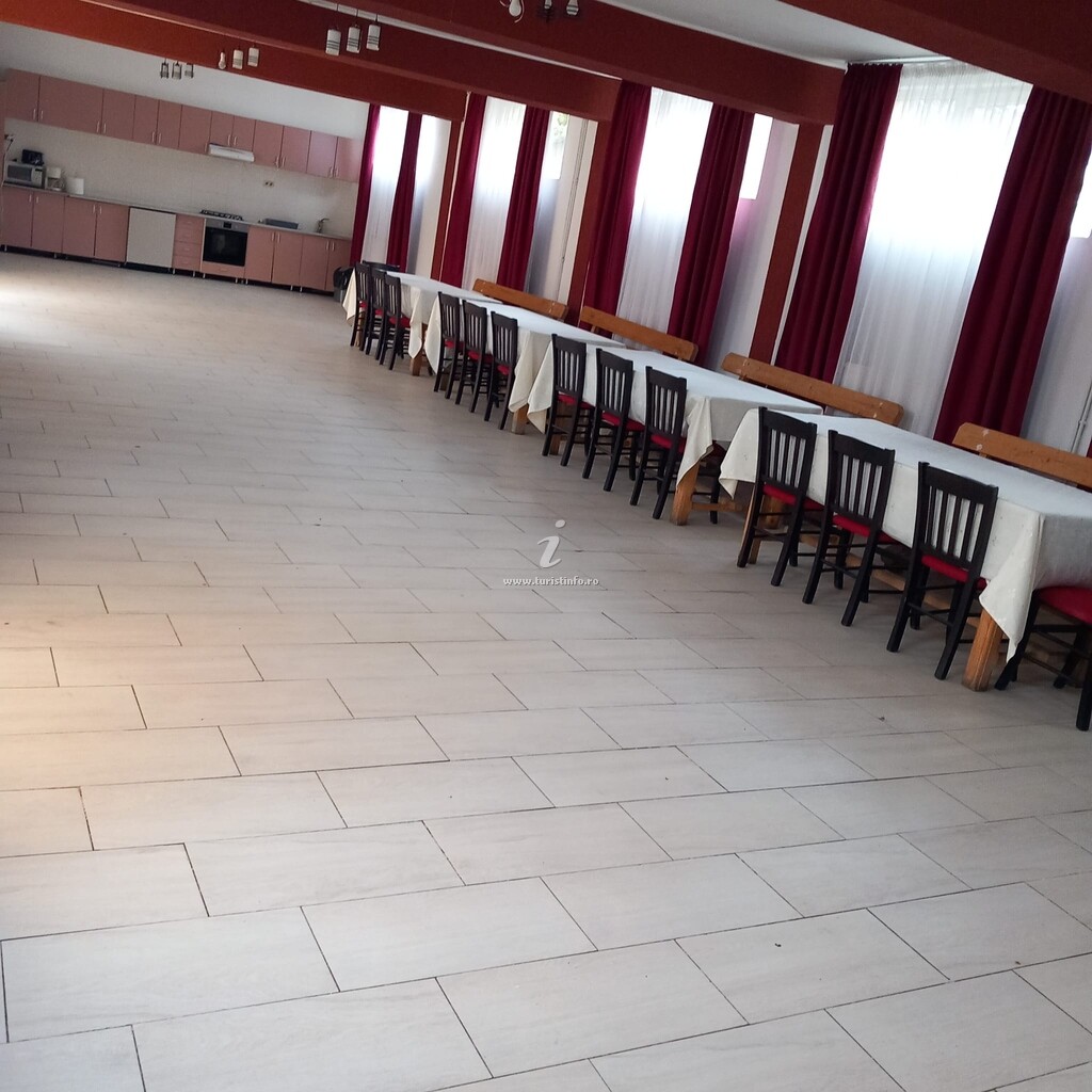 Camere de închiriat Nisiva