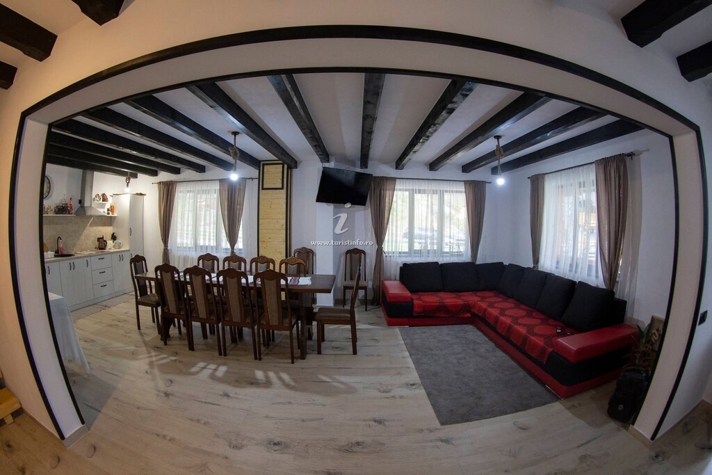 Cabana Izvorul Miclăușa