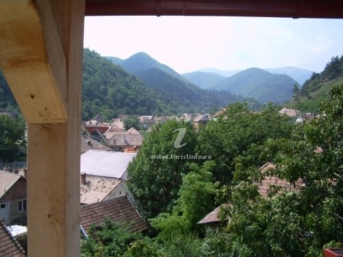 Pensiunea Radoiu Rustic