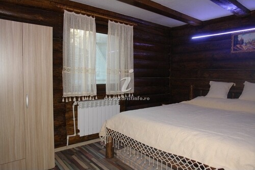 Cabana La Mitică