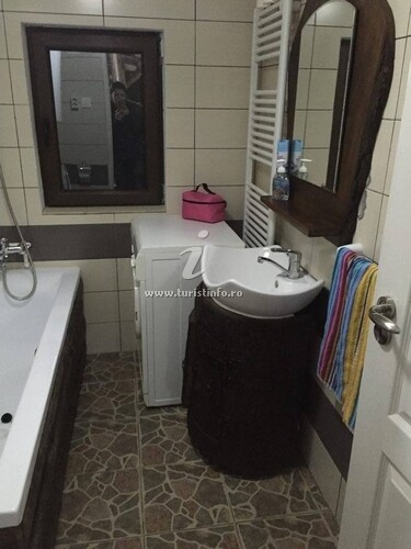 Cabana La Mitică