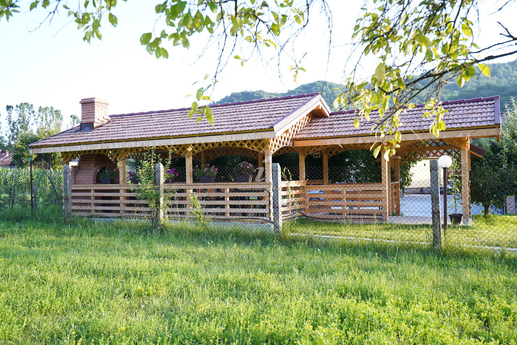 Camere de închiriat Casa Teo