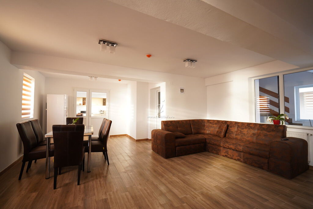 Camere de închiriat Casa Teo