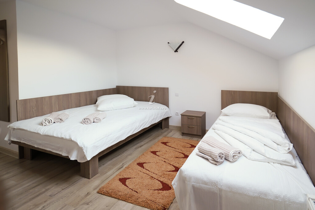 Camere de închiriat Casa Teo