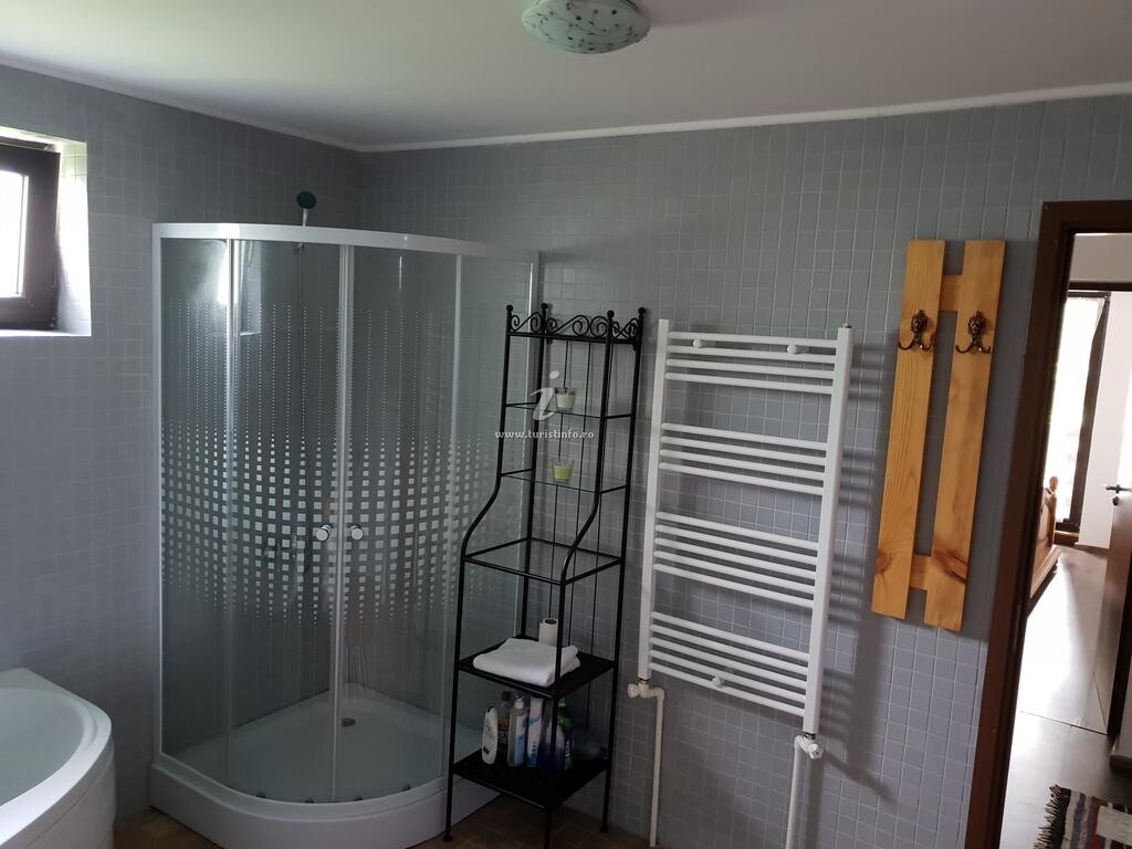 Cabana Crama Bucovineană