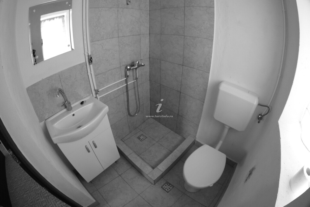 Pensiunea Nera House