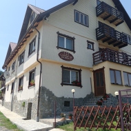Camere de închiriat Ady Fundata